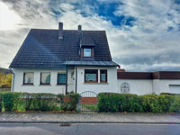 EFH Schlitz | Einfamilienhaus in Schlitz mit Anbau, Gartenhaus und Garage